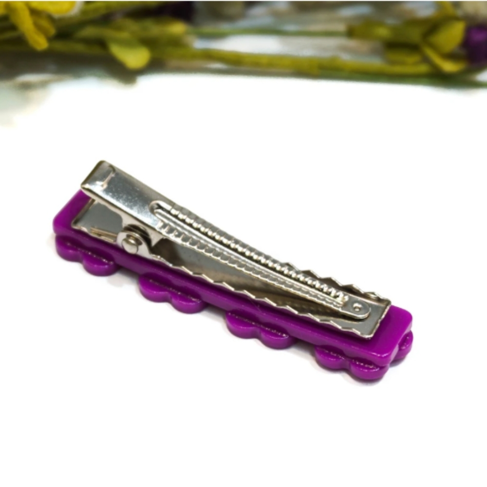 💜 Flower Hair Clip Acrylic Hair Accessory 💜 - Picture 3 of 3